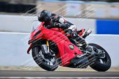media/Apr-18-2025-TrackDaz (Fri) [[45f5874c44]]/B Group/Session 4 (Turn 6 - Outside)/